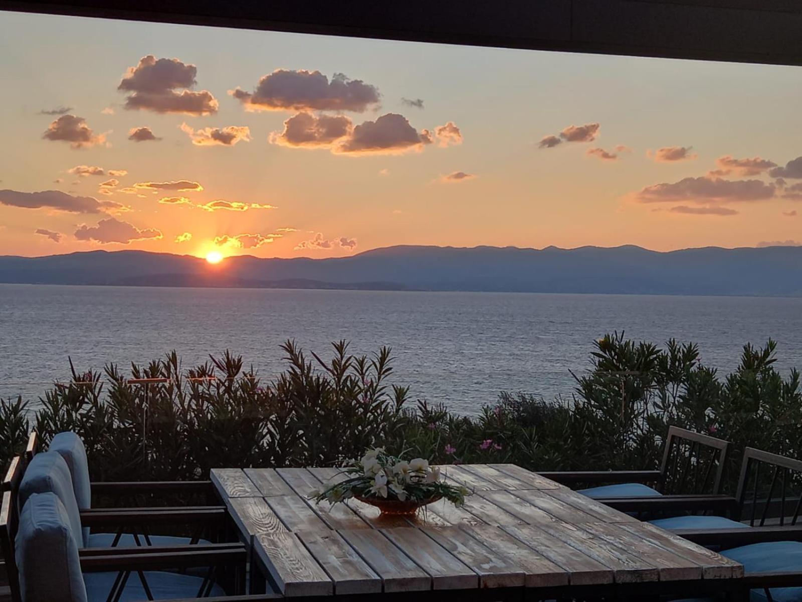Mavi Panorama Villa Cesme Exterior foto